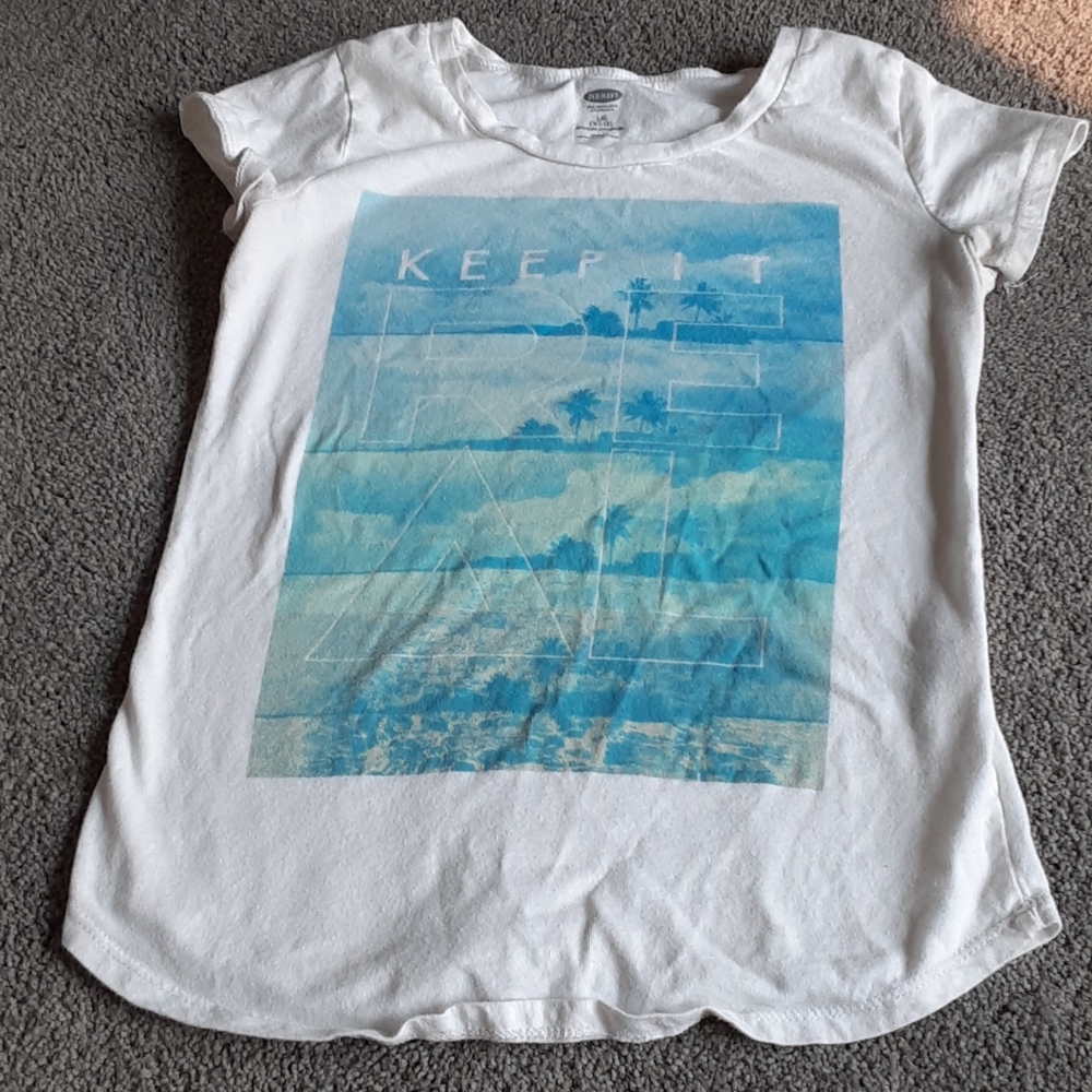 Old Navy graphic t shirt